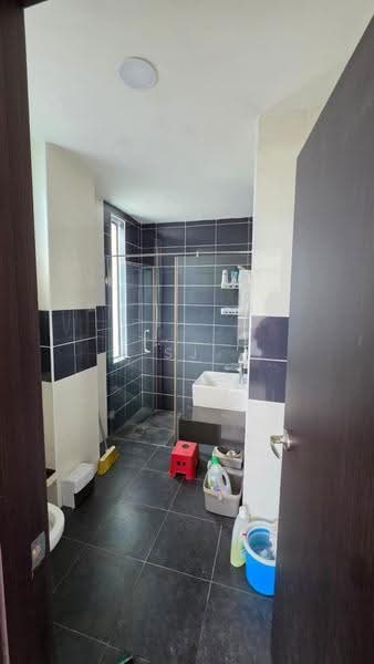 Service Residence for Rent at D'Inspire Residence (Inspira Bestari) - SJ CHAN - Bathroom - PropertyGuru.com.my