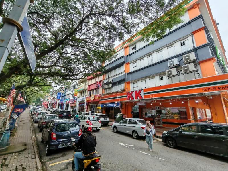 Shop for Rent in Desa Petaling (Kuala Lumpur) - Jeno Poon - Exterior - PropertyGuru.com.my