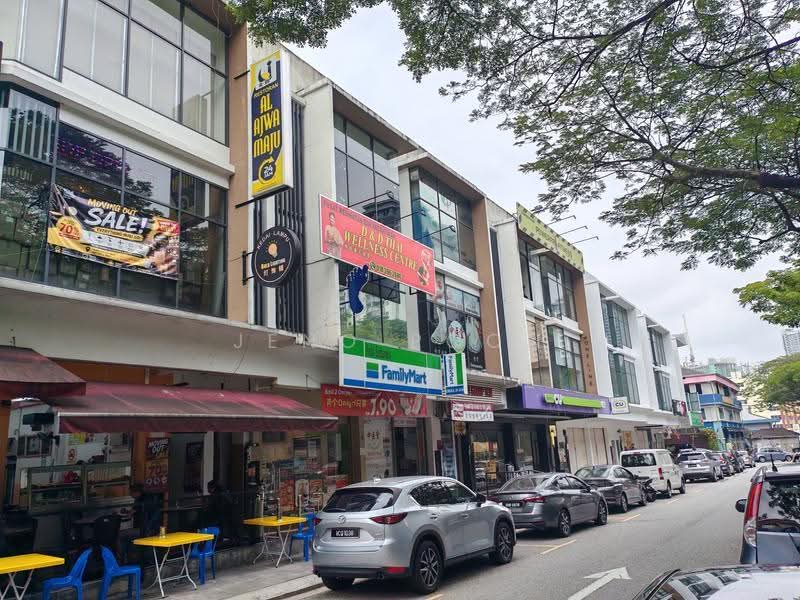 Shop for Rent in Desa Petaling (Kuala Lumpur) - Jeno Poon - Exterior - PropertyGuru.com.my