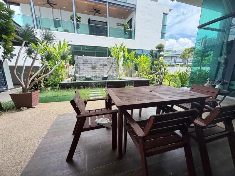 Semi-Detached House for Sale in Ujong Pasir (Melaka) - Elin Goh - PropertyGuru.com.my