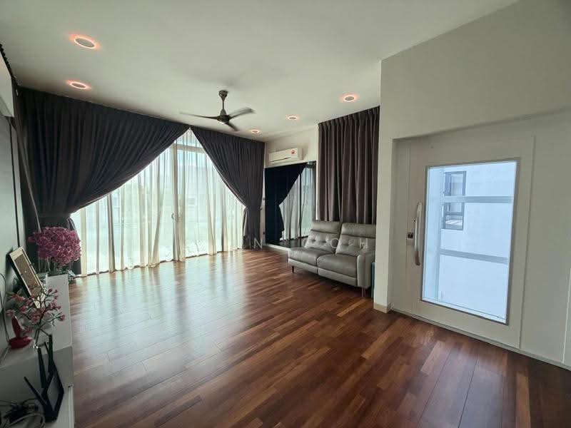 Semi-Detached House for Sale in Ujong Pasir (Melaka) - Elin Goh - PropertyGuru.com.my
