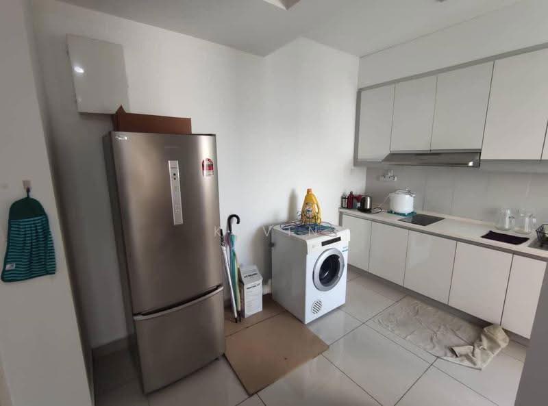 Apartment for Rent at Austin Suites (Permata Austin) - Kevin Lim - Kitchen - PropertyGuru.com.my