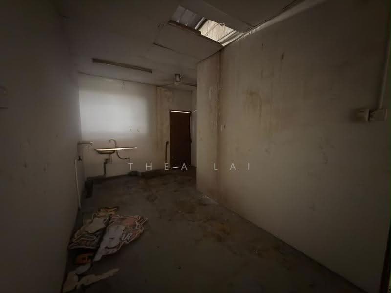 Shop / Office for Rent in Taman Johor Jaya (Johor Bahru) - Thea Lai - Interior - PropertyGuru.com.my