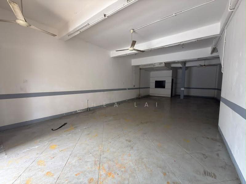 Shop / Office for Rent in Taman Johor Jaya (Johor Bahru) - Thea Lai - Interior - PropertyGuru.com.my