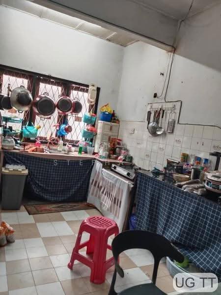 Rumah Teres 2-Tingkat untuk Dijual di Taman Chi Liung (Klang) - Stephanie Lim - Kitchen - PropertyGuru.com.my