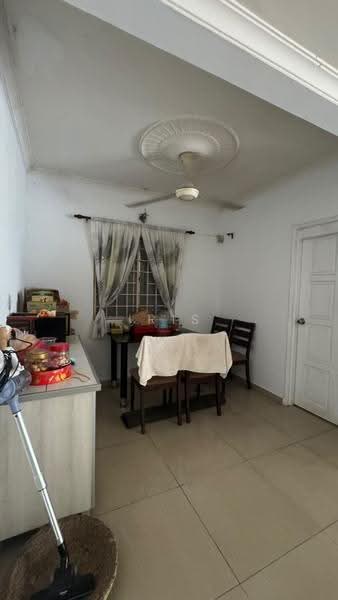 Condominium for Sale at Endah Villa - Iris Yap - Dining Room - PropertyGuru.com.my