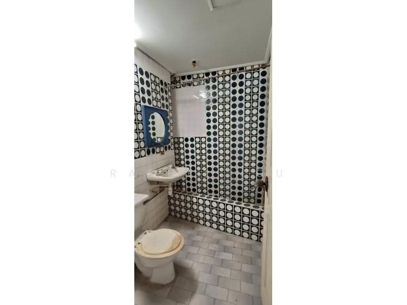 Bungalow House untuk Dijual di Damansara Heights (Kuala Lumpur) - Rachel Ngu - Bathroom - PropertyGuru.com.my