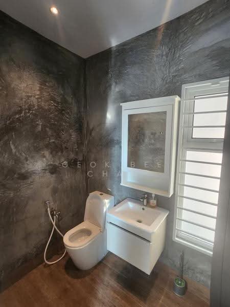 Terraced House for Rent in Desa Sri Hartamas (Sri Hartamas) - Geok Bee Chan - Bathroom - PropertyGuru.com.my