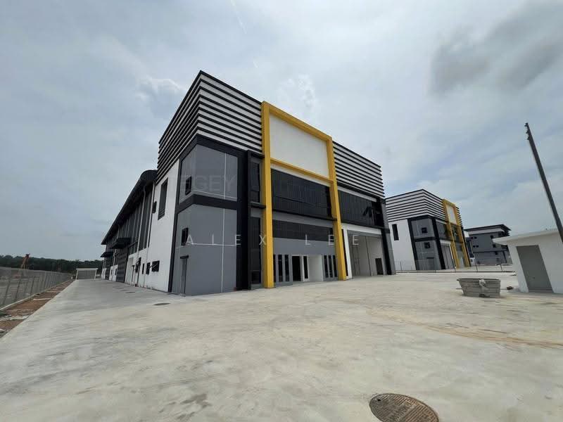 Warehouse for Rent in Puncak Alam (Selangor) - Alex Lee - Exterior - PropertyGuru.com.my