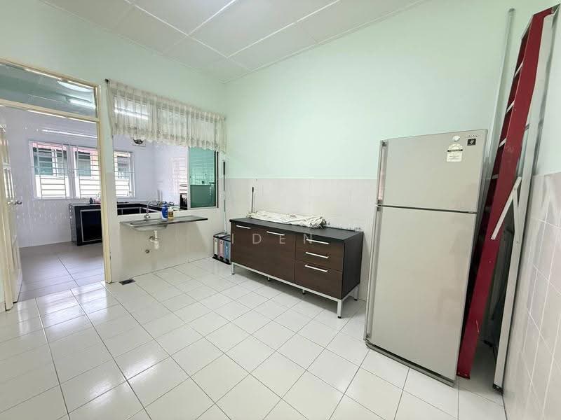 Rumah Teres 1-Tingkat untuk Dijual di Taman Pelangi Indah (Ulu Tiram) - Iden Tan - PropertyGuru.com.my