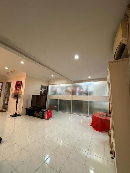 Rumah Teres 2.5-Tingkat untuk Dijual di Taman Bukit Desa (Kepong) - KAREN SIA - Living Room - PropertyGuru.com.my