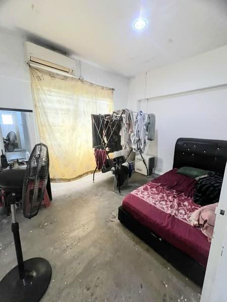 Flat for Sale at Taman Bukit Mewah - Samantha Tang - Bedroom - PropertyGuru.com.my