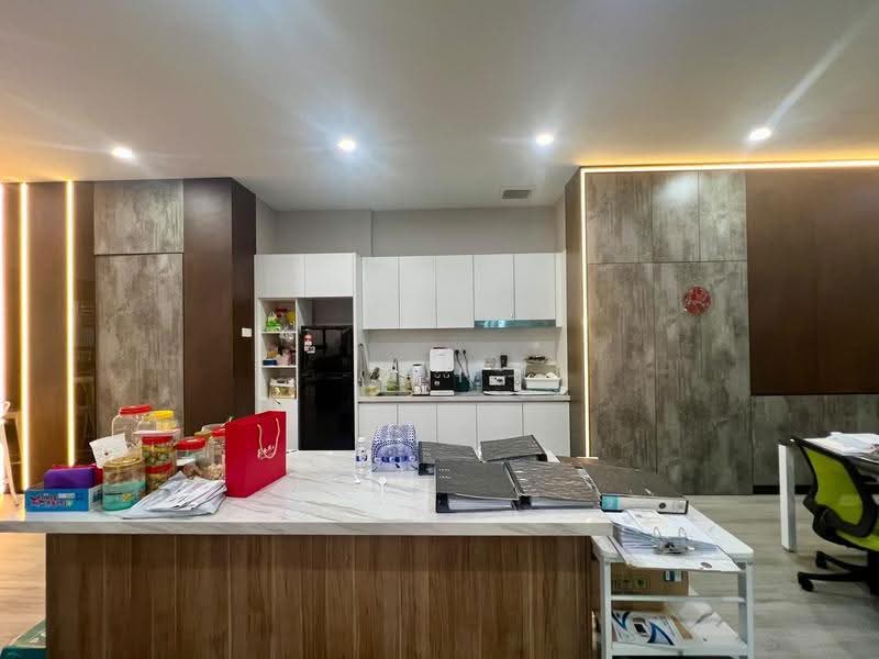 Shop / Office untuk Disewa di Happy Garden (Kuchai Lama) - Jun Kee - Kitchen - PropertyGuru.com.my