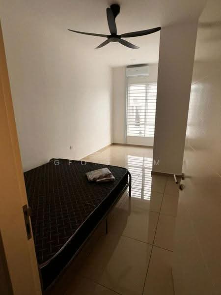 2-storey Terraced House for Rent in Bandar Sri Sendayan (Negeri Sembilan) - Geoff Lim - Bedroom - PropertyGuru.com.my
