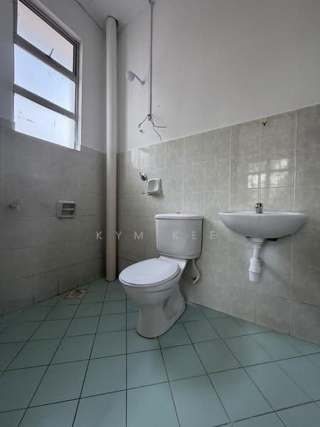 Rumah Teres 2-Tingkat untuk Dijual di Taman Sri Pulai Perdana (Skudai) - Kym Kee - Bathroom - PropertyGuru.com.my