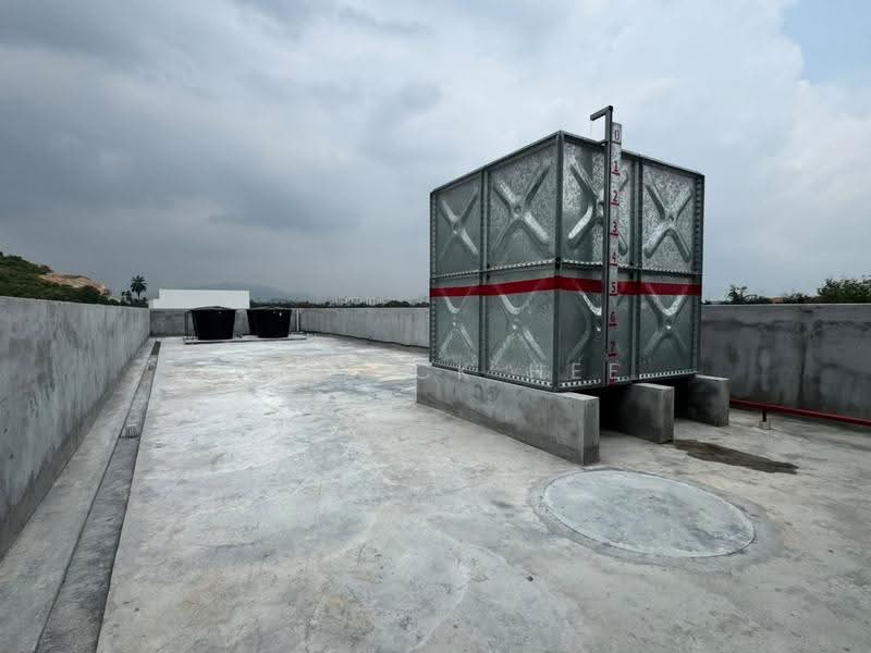 Factory for Sale in Rawang (Selangor) - Derrick Hee - Roof - PropertyGuru.com.my