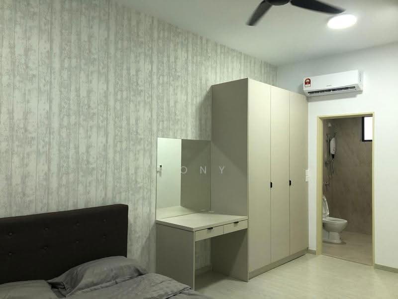 Kondominium untuk Dijual di The Hamilton - Rony Yeo - Bedroom - PropertyGuru.com.my