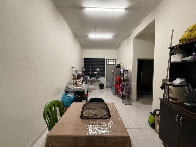 Rumah Teres 1-Tingkat untuk Dijual di Bandar Putra Kulai (Kulai) - Austing Ng - Kitchen - PropertyGuru.com.my
