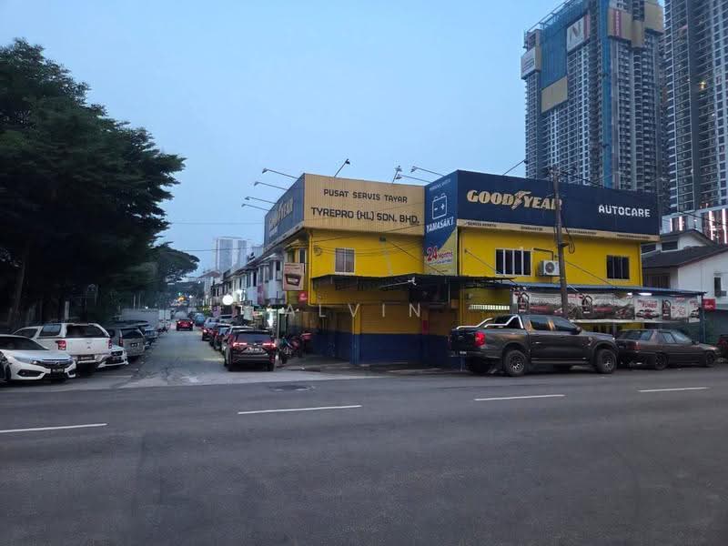 Shop / Office untuk Dijual di Kuchai Lama (Kuala Lumpur) - Alvin Loo - Exterior - PropertyGuru.com.my