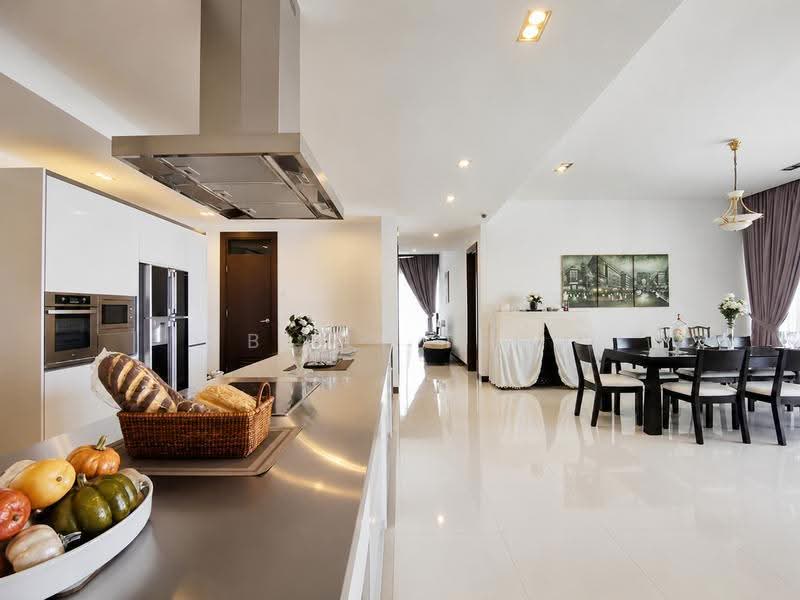Kondominium untuk Dijual di Infinity Beachfront Condominium - Billy Teh - Kitchen - PropertyGuru.com.my