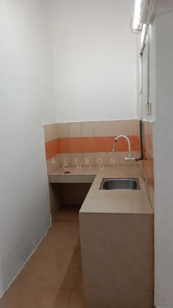 2.5-storey Terraced House for Sale in Taman Sri Sinar (Segambut) - Alison Chiu - Kitchen - PropertyGuru.com.my