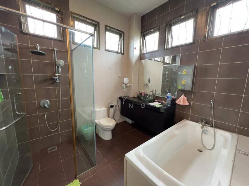 Bungalow House untuk Dijual di Permas Jaya (Johor) - CK Ng - Bathroom - PropertyGuru.com.my