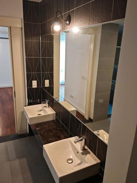 Rumah Berkembar untuk Dijual di Cyberjaya (Selangor) - Henry Liew - Bathroom - PropertyGuru.com.my