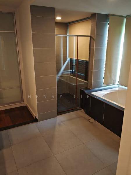 Rumah Berkembar untuk Dijual di Cyberjaya (Selangor) - Henry Liew - Bathroom - PropertyGuru.com.my