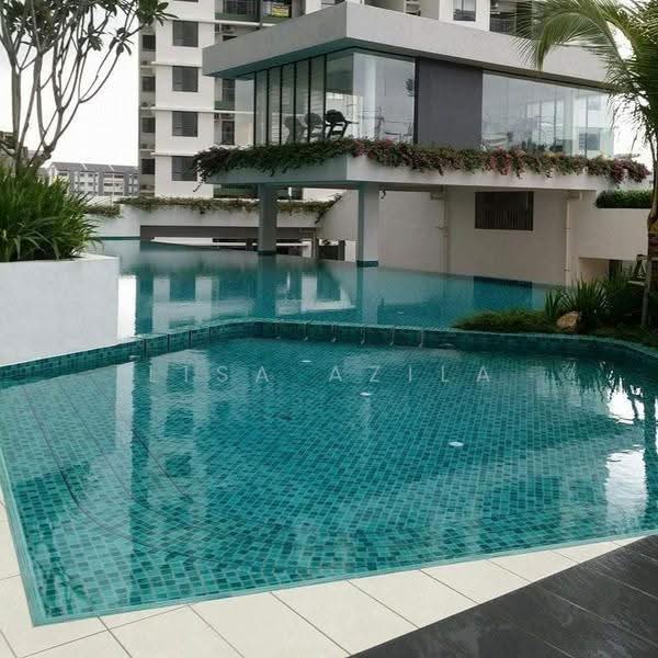 Kondominium untuk Dijual di Ivory Residence - Lisa Azila - Pool - PropertyGuru.com.my