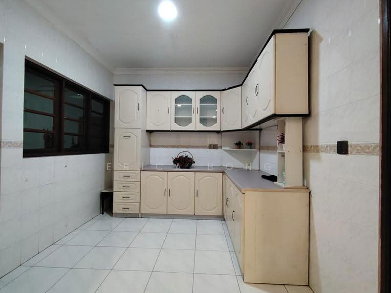 2-storey Terraced House for Rent in Kuching (Sarawak) - Erica Bong - Kitchen - PropertyGuru.com.my