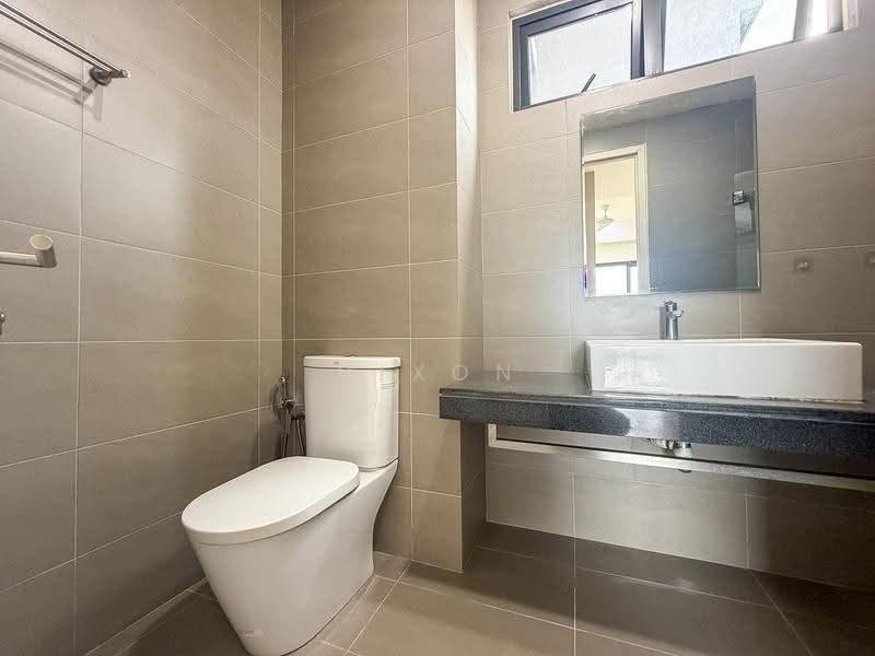 Kediaman Servis untuk Disewa di Tropicana Gardens - Dixon Loh - Bathroom - PropertyGuru.com.my
