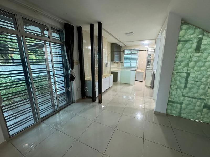 Rumah Teres 2-Tingkat untuk Dijual di Bandar Putra Jaya (Tebrau) - Nicholas Tey - Kitchen - PropertyGuru.com.my