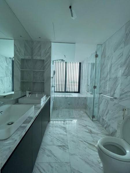 Kondominium untuk Dijual di The LIGHT COLLECTION II - Welson Teh - Bathroom - PropertyGuru.com.my