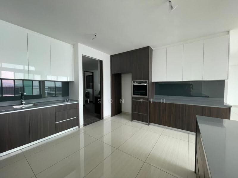 Kondominium untuk Dijual di The LIGHT COLLECTION II - Welson Teh - Kitchen - PropertyGuru.com.my