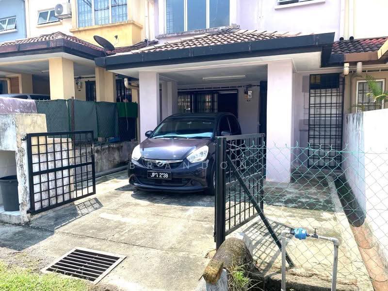 2-storey Terraced House for Sale in Taman Puncak Jalil (Seri Kembangan) - Brandon Yee - Exterior - PropertyGuru.com.my