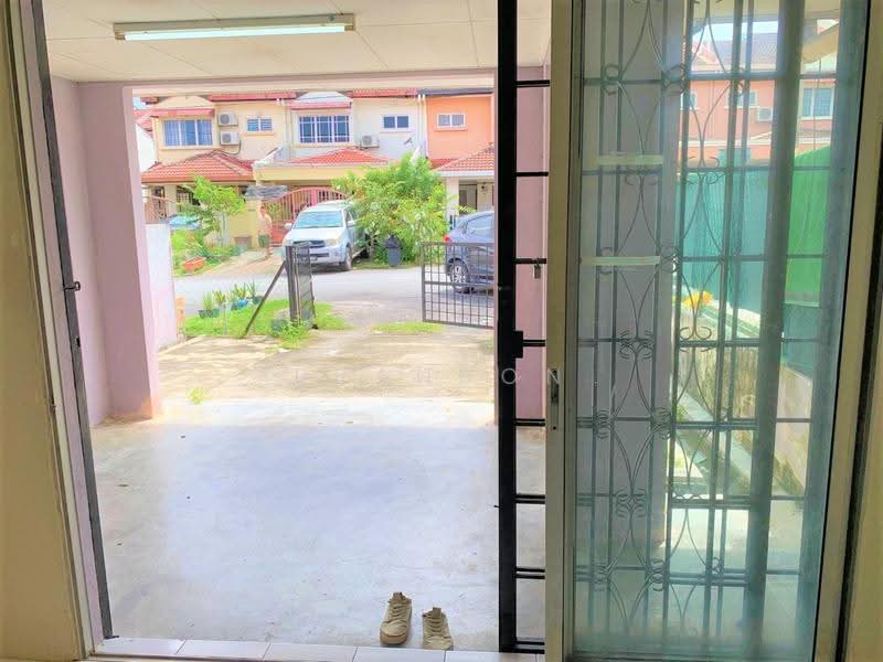 2-storey Terraced House for Sale in Taman Puncak Jalil (Seri Kembangan) - Brandon Yee - Exterior - PropertyGuru.com.my