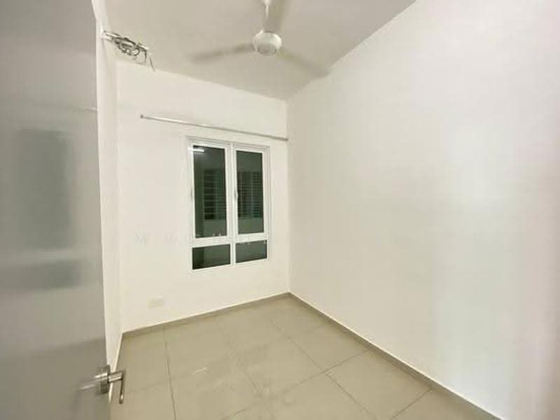 Condominium for Sale at Iris Residence - Michelle Lai - Interior - PropertyGuru.com.my