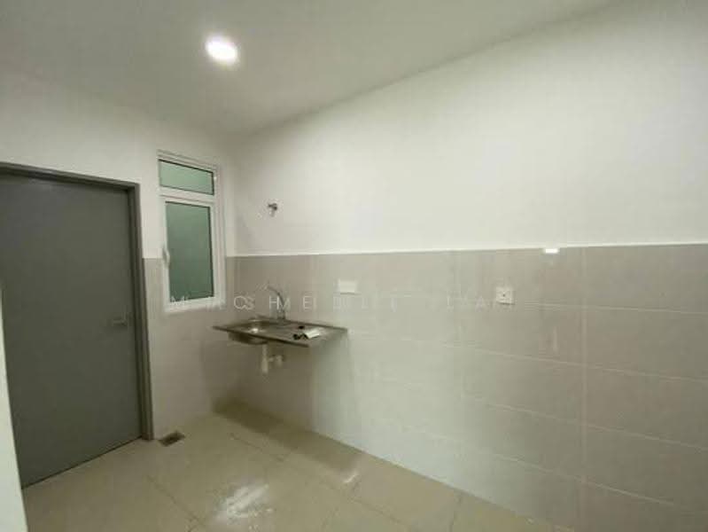 Condominium for Sale at Iris Residence - Michelle Lai - Kitchen - PropertyGuru.com.my