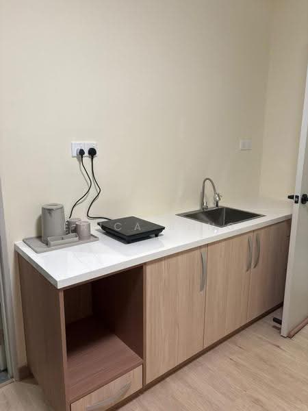 Kediaman Servis untuk Disewa di Renna Residence @ The NorthBank - Erica Bong - Kitchen - PropertyGuru.com.my