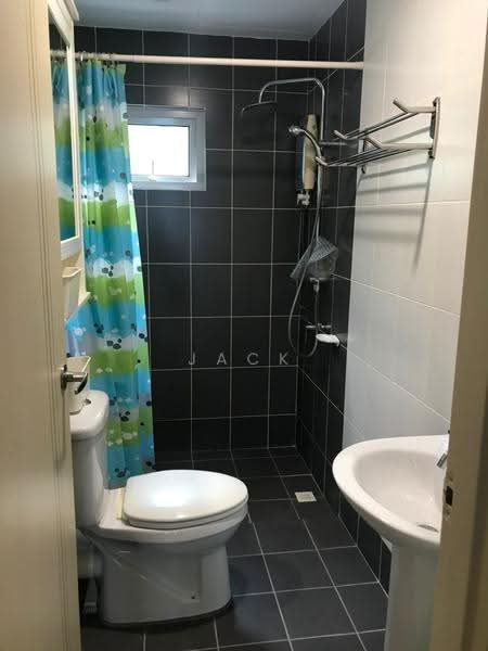 Condominium for Sale at 10 Island Resort - Jack Law - Bathroom - PropertyGuru.com.my