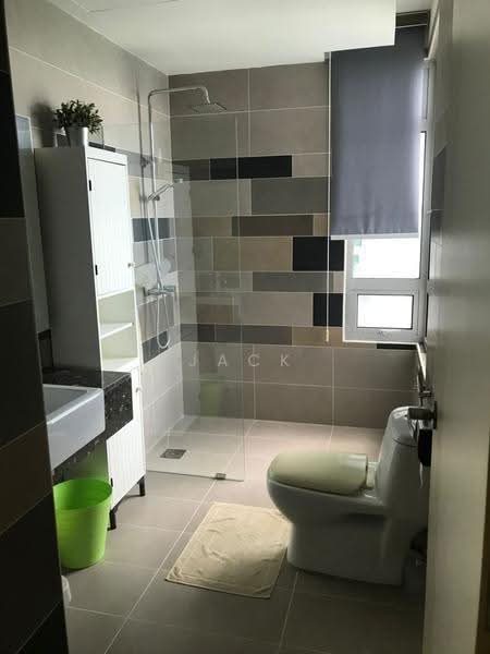Condominium for Sale at 10 Island Resort - Jack Law - Bathroom - PropertyGuru.com.my