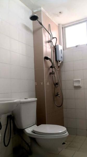 Condominium for Rent at Cyberia Smart Homes - Sya Rusli - Bathroom - PropertyGuru.com.my