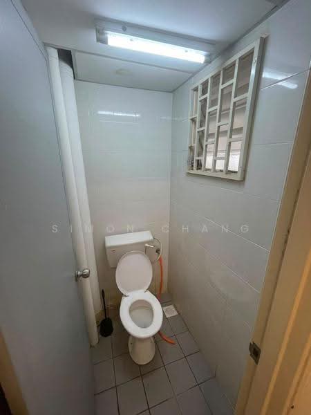 Rumah Flat untuk Disewa di Pangsapuri Sentosa - Simon Chang - Bathroom - PropertyGuru.com.my