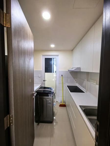 Service Residence for Rent at Vista Tiara (MBW Bay) - Enzo Teo - Kitchen - PropertyGuru.com.my
