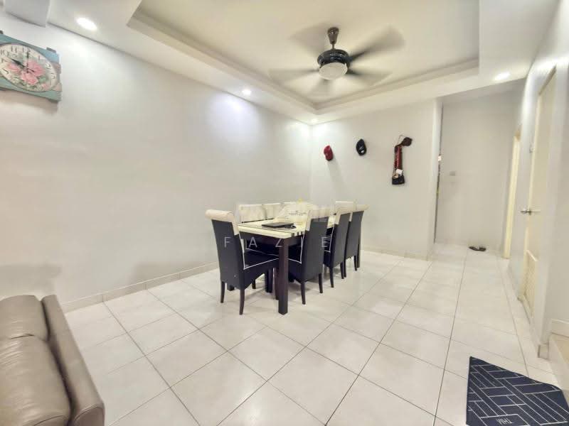 2-storey Terraced House for Sale in Alam Budiman (Shah Alam) - Fazie Noor - Dining Room - PropertyGuru.com.my