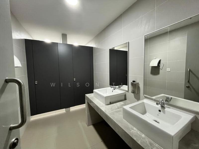 Pejabat untuk Disewa di The Northbank (Kuching) - Wilson Ting - Bathroom - PropertyGuru.com.my