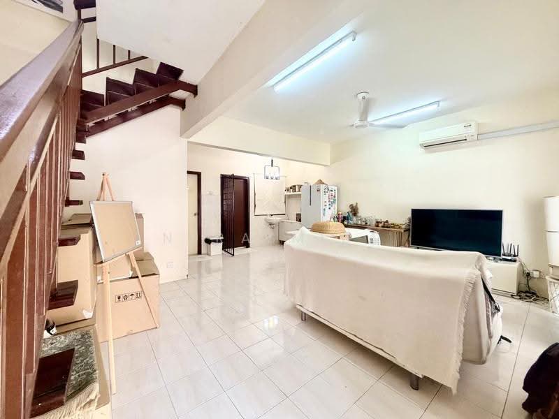 2-storey Terraced House for Sale in Jenjarom (Selangor) - Nurasmida Abdul Sattar - Living Room - PropertyGuru.com.my