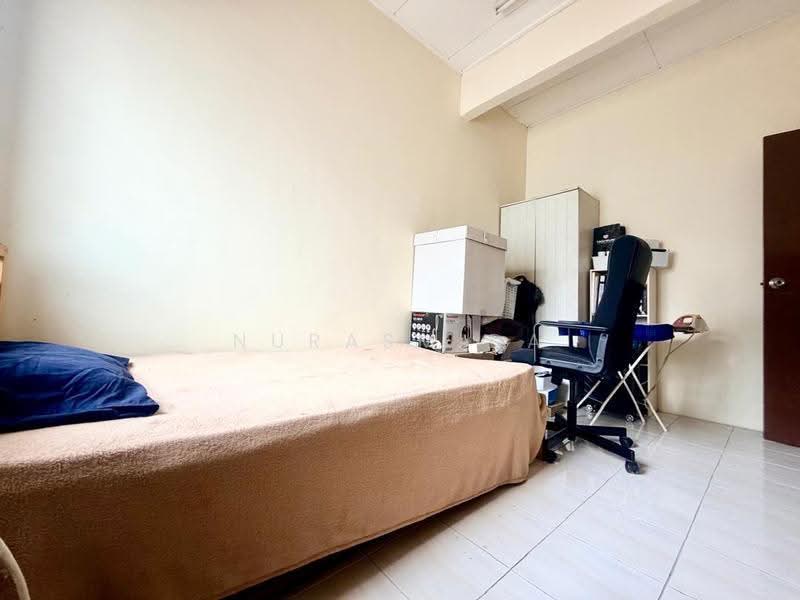 2-storey Terraced House for Sale in Jenjarom (Selangor) - Nurasmida Abdul Sattar - Bedroom - PropertyGuru.com.my