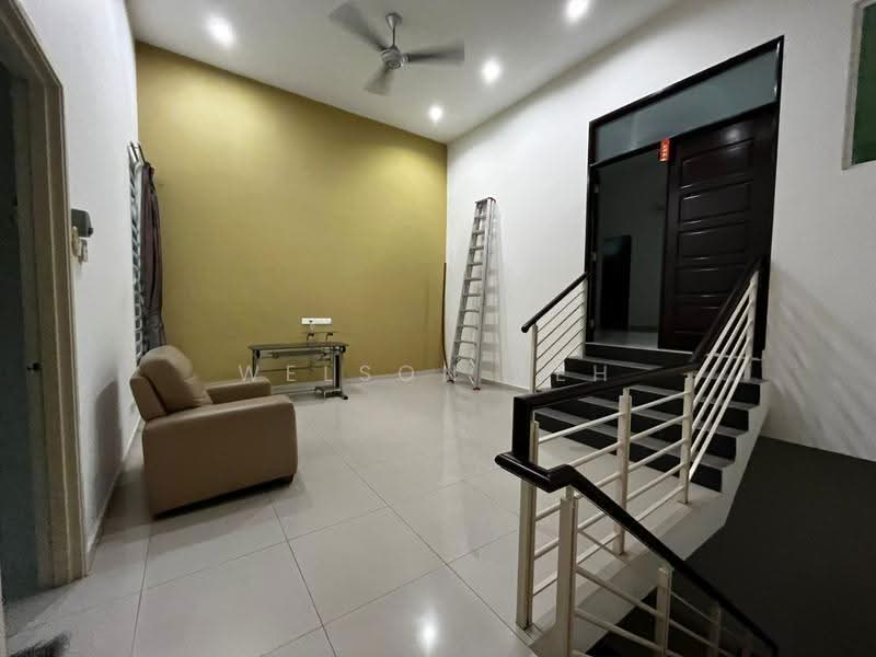 Rumah Teres 3-Tingkat untuk Dijual di Jelutong (Penang) - Welson Teh - Living Room - PropertyGuru.com.my