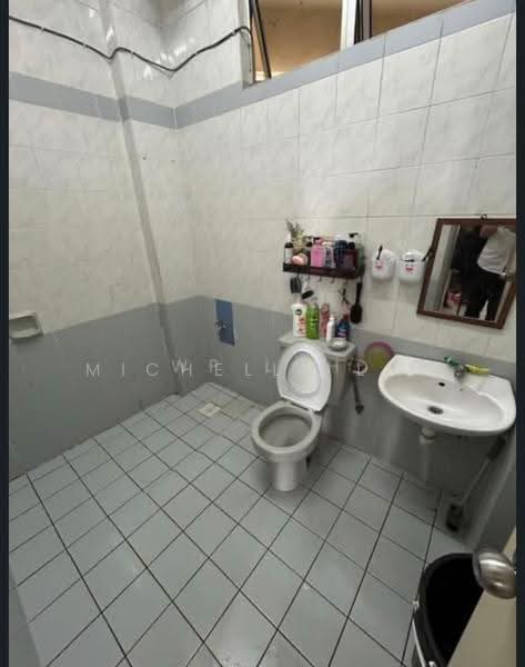 Condominium for Sale at Impian Heights - Michelle Lai - Bathroom - PropertyGuru.com.my